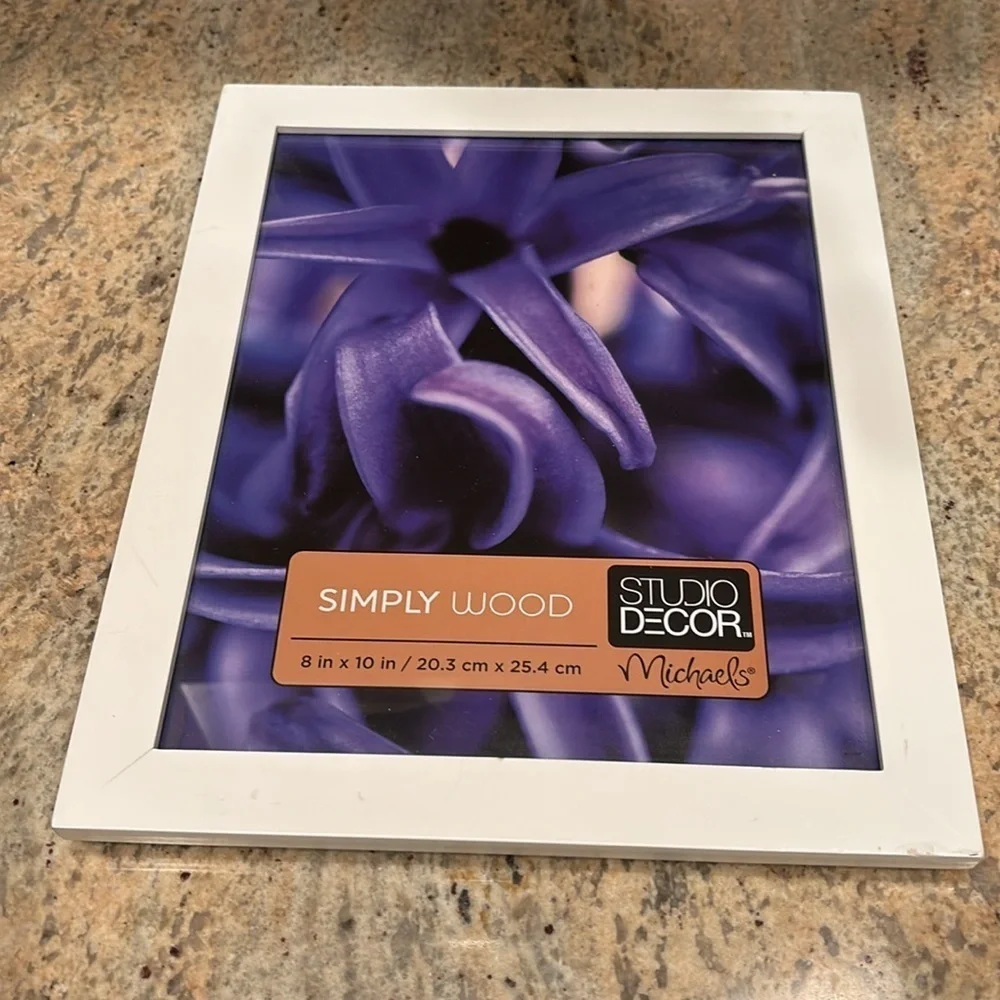 Studio Decor Simply Wood White Frame